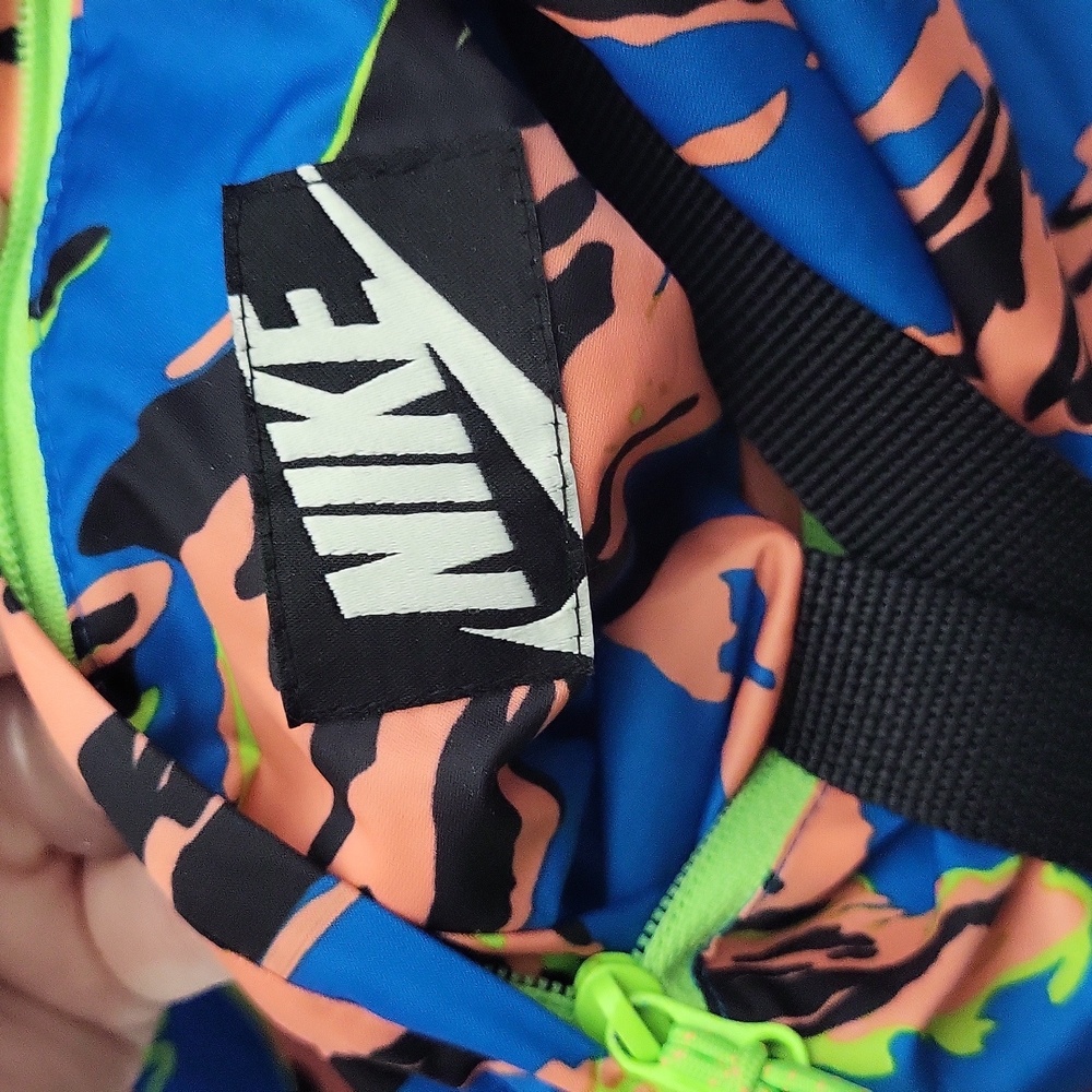 Nike Mens‎ M Vintage Windrunner Jacket Tiger Camo Packable Lightweight Hooded - Picture 8 of 12